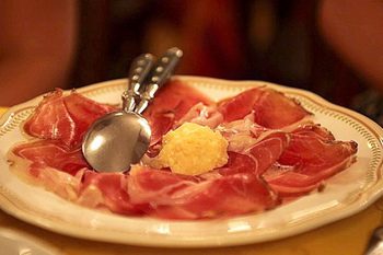 culatello01 some rights reserved.jpg
