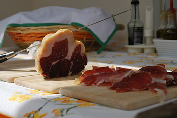 culatello02 some rights reserved.jpg