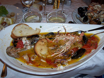 zuppa di pesce01 some rights reserved.jpg
